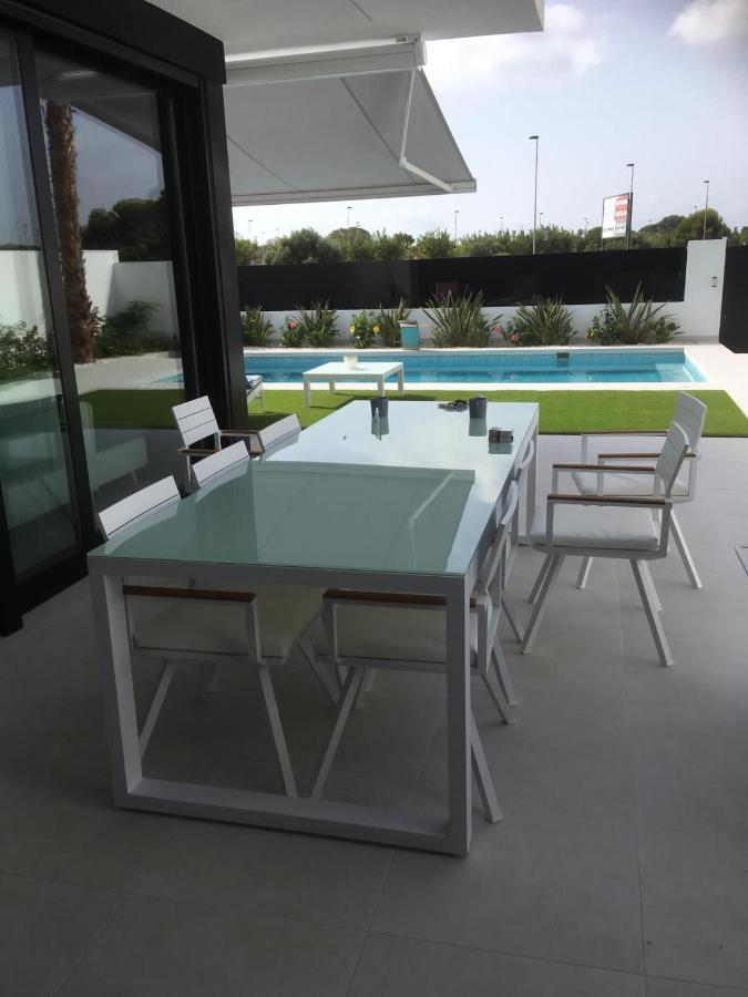 Villa Floralize Santiago De La Ribera Exteriér fotografie